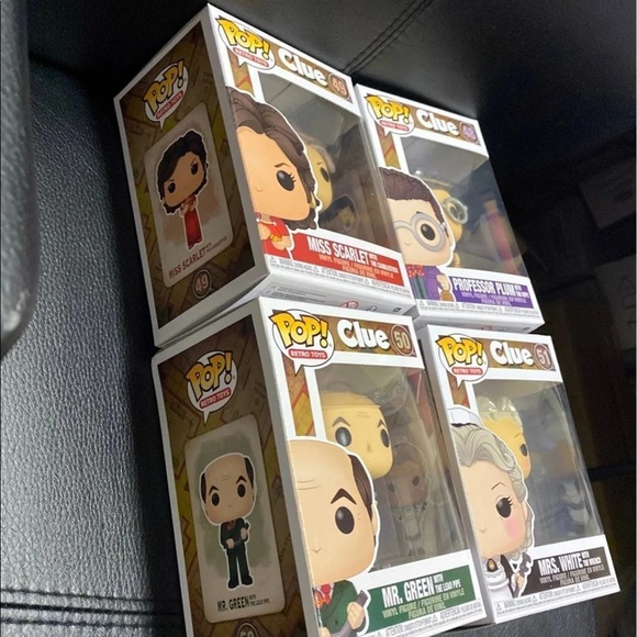 Set of 4 retro CLUE FUNKO POPS MRS WHITE, mr Green Mrs sca…CHRISTMAS SALE - Picture 4 of 5